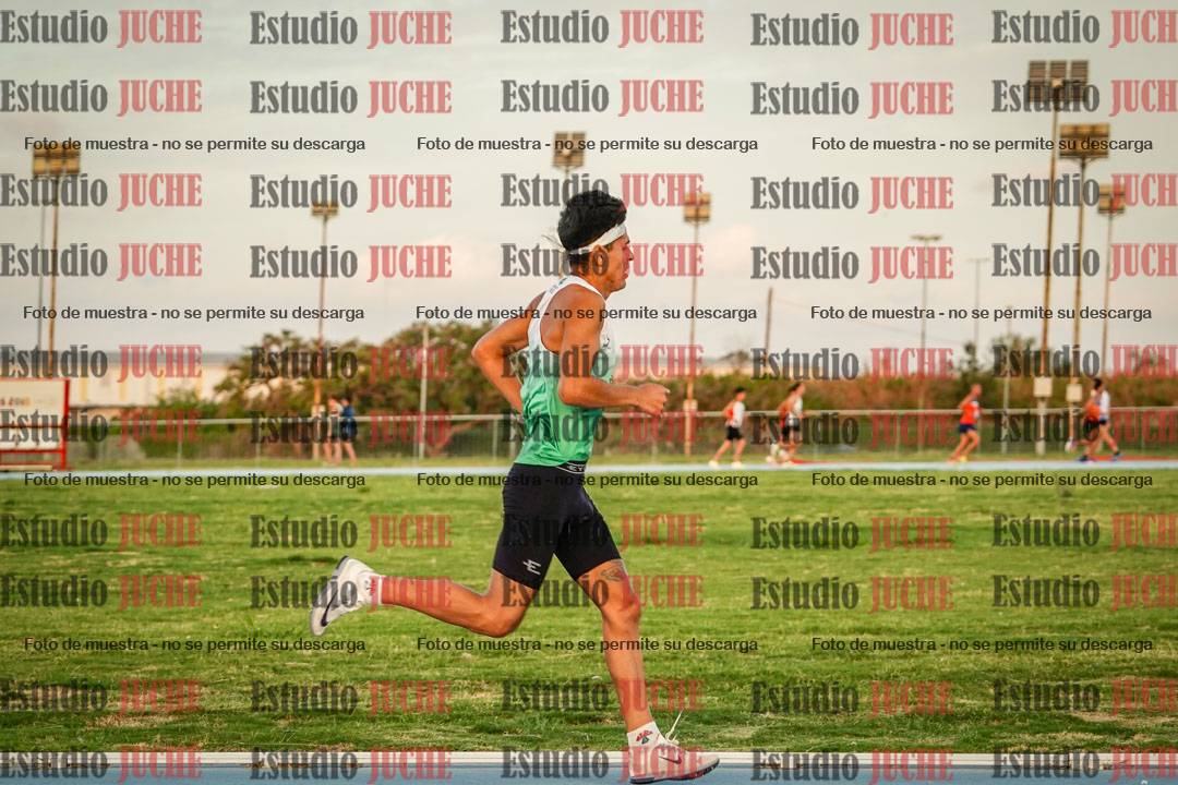 Fotos de los 3000 m llanos de varones