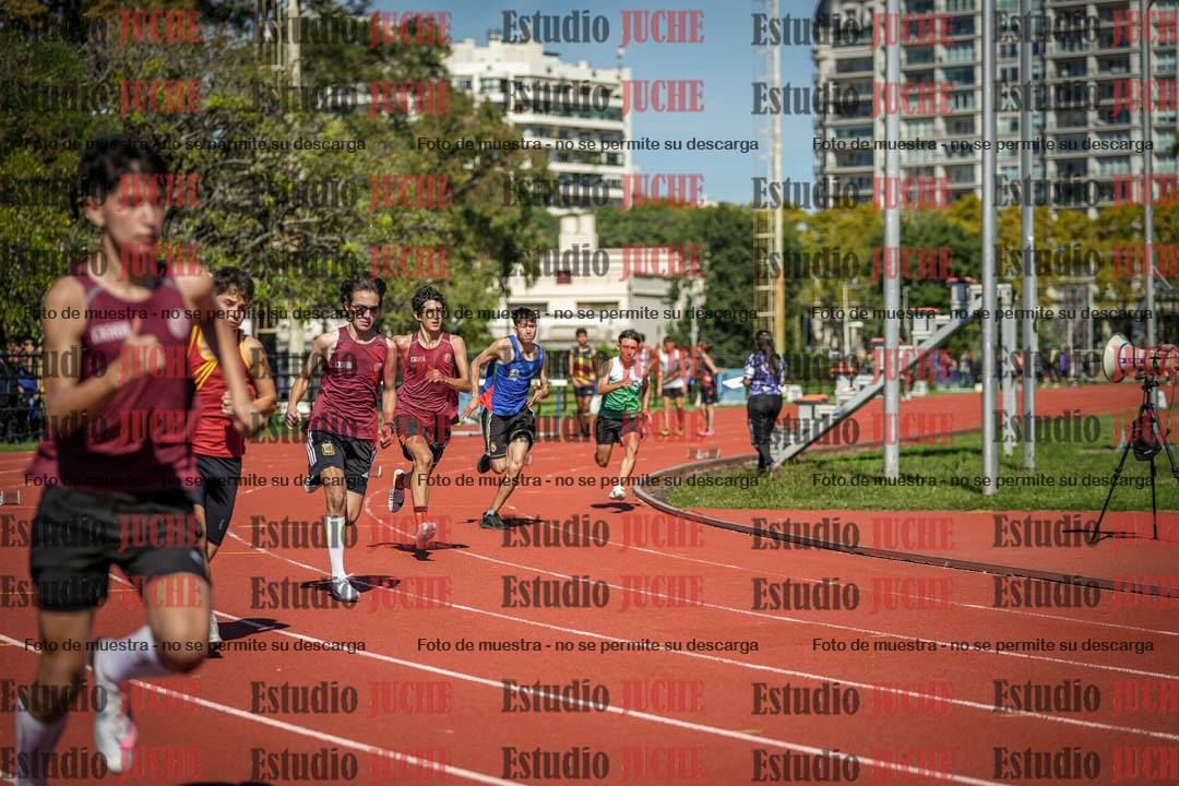 Fotos de los 200 m llanos de varones
