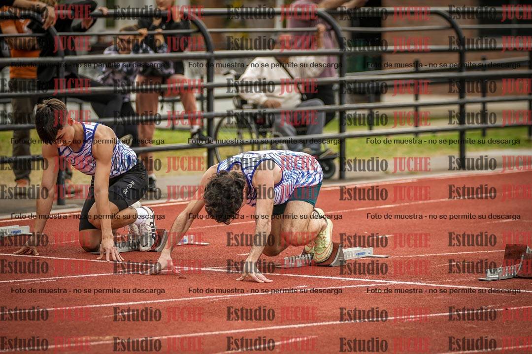 Fotos de los 100 m llanos de varones - FINAL