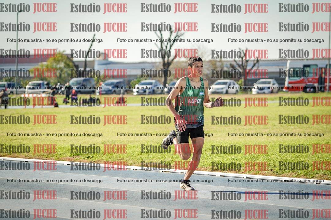Fotos de los 400 m llanos de varones