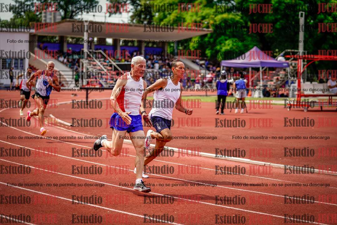 Fotos de los 400 m llanos de varones