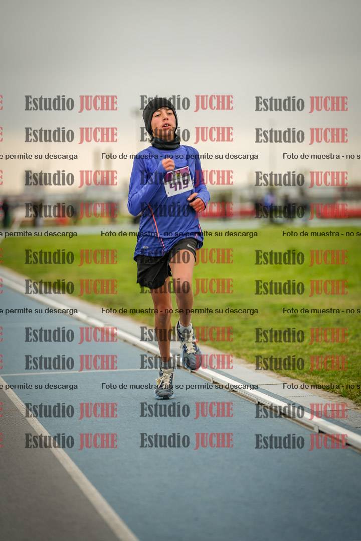 Fotos de los 2000 m llanos de mujeres U14 y U17 - varones U14