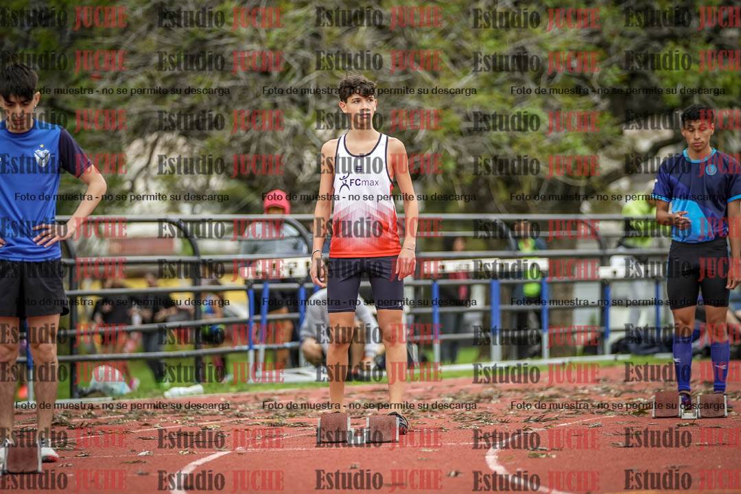 Fotos de los 200 m llanos de varones