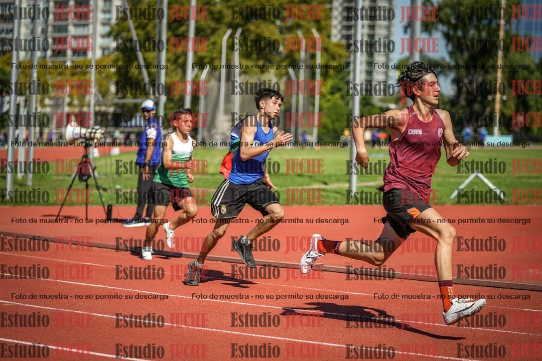 Fotos de los 200 m llanos de varones