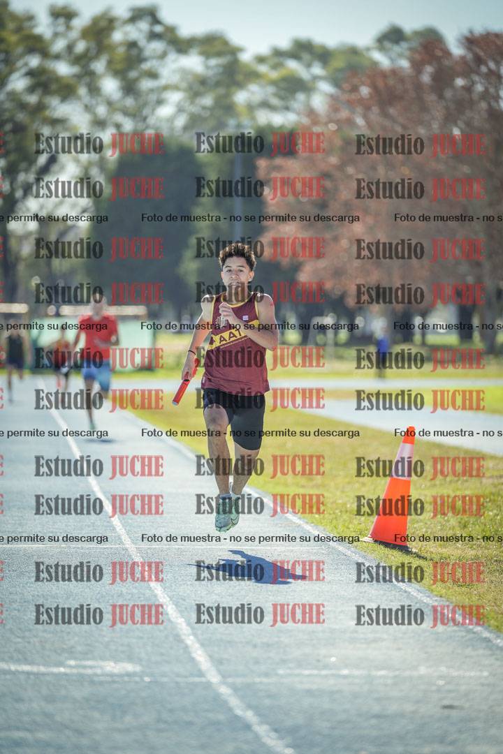 Fotos de las postas 4x200 m llanos de mujeres