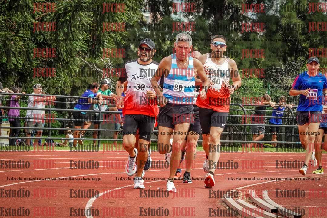 Fotos de los 3000 m llanos de varones
