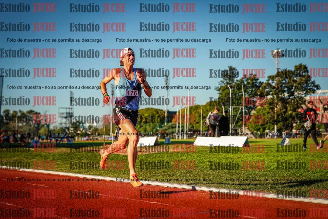 Fotos de los 3000 m llanos de varones