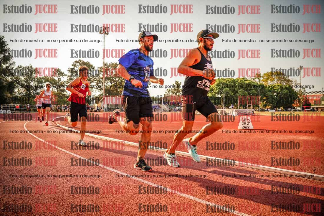 Fotos de los 1500 m llanos de varones