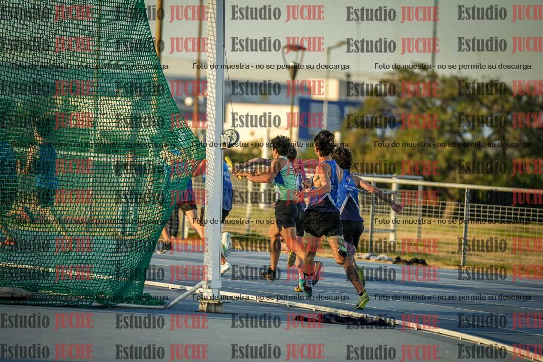Fotos de las Postas 4x100 m de varones