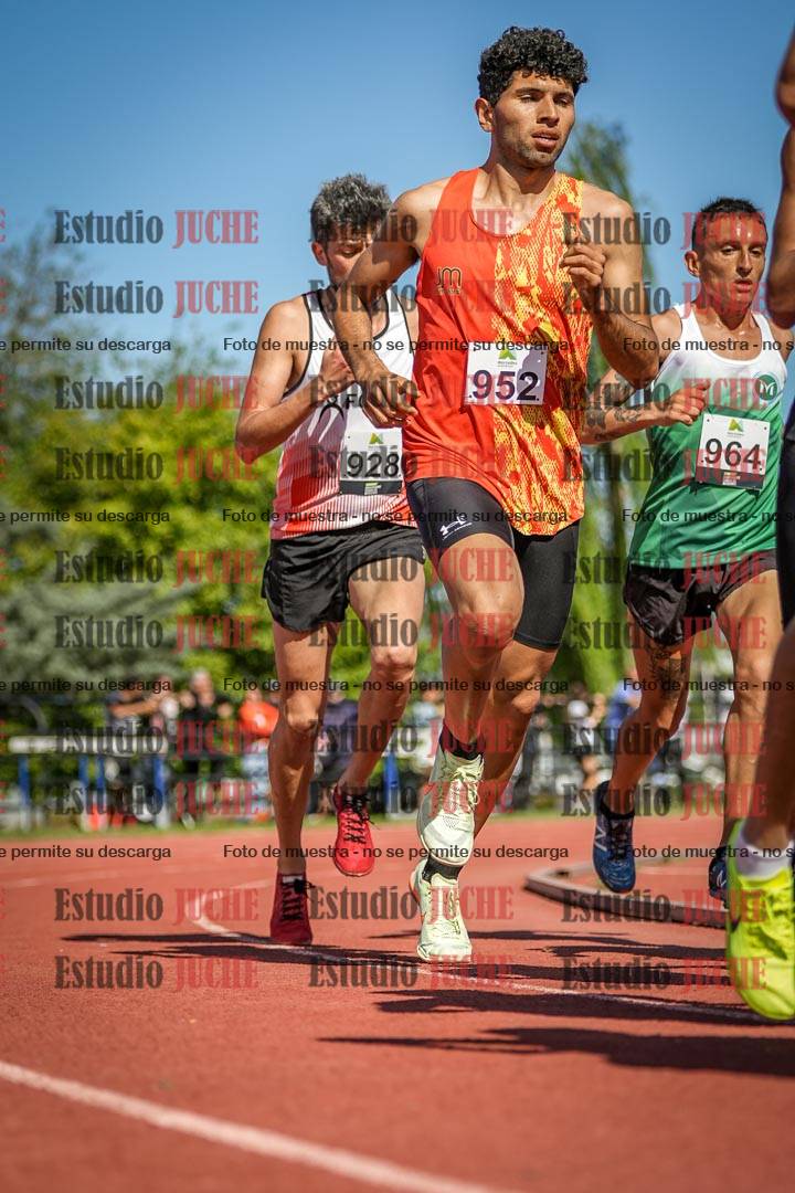 Fotos de los 5000 m llanos de varones