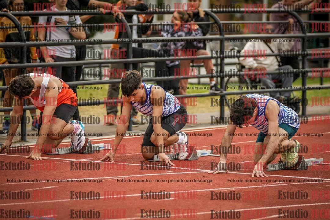 Fotos de los 100 m llanos de varones - FINAL