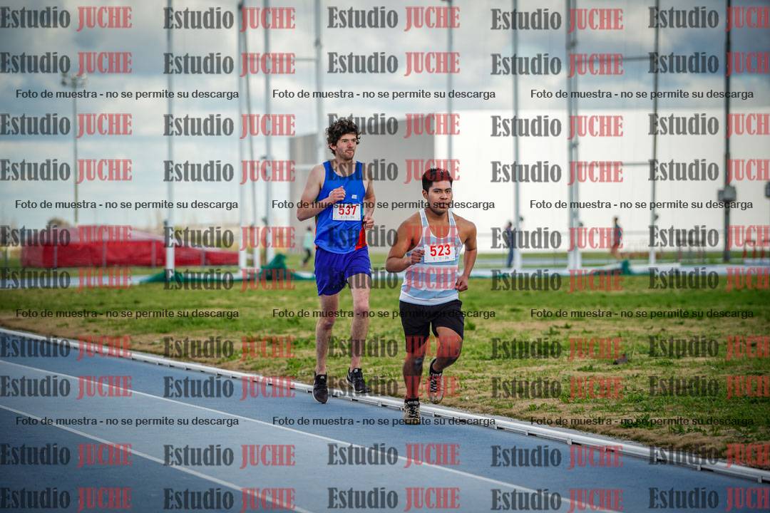 Fotos de los 5000 m llanos de varones