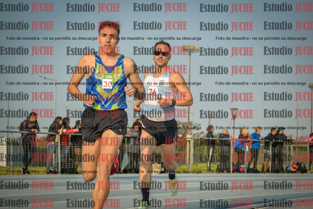 Fotos de los 3000 m llanos de varones