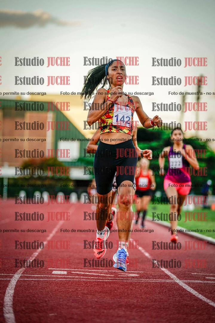 Fotos de los 1500 m llanos de mujeres