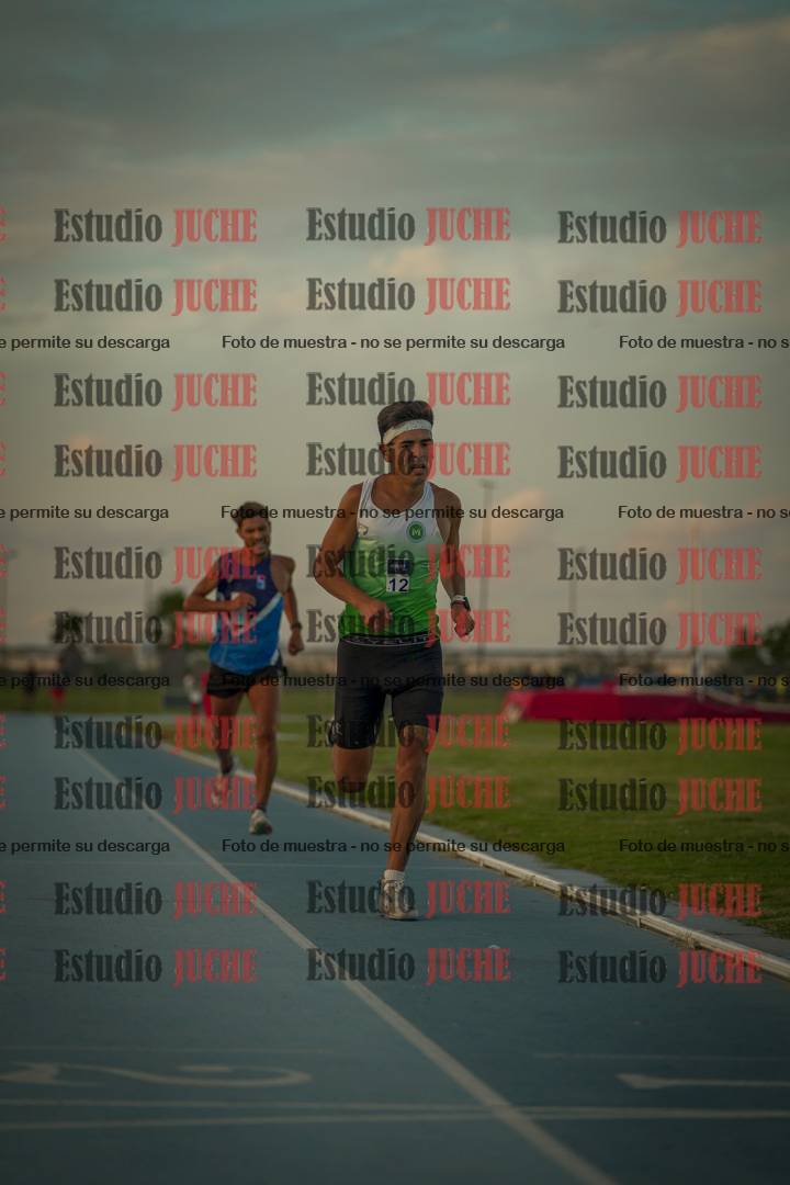 Fotos de los 3000 m llanos de varones