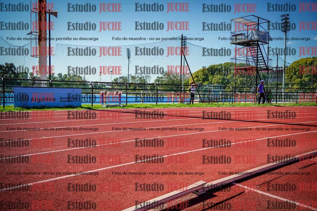 Fotos de los 200 m llanos de varones