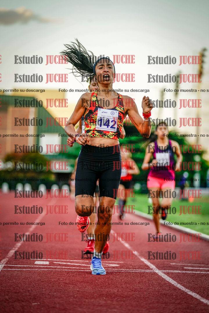 Fotos de los 1500 m llanos de mujeres