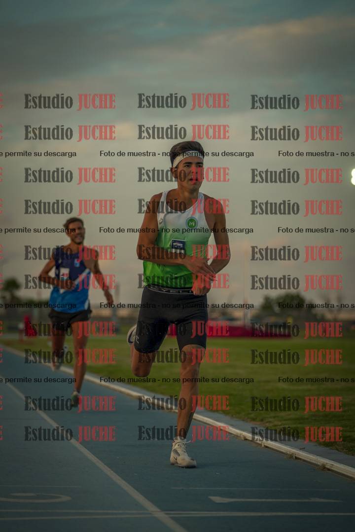 Fotos de los 3000 m llanos de varones