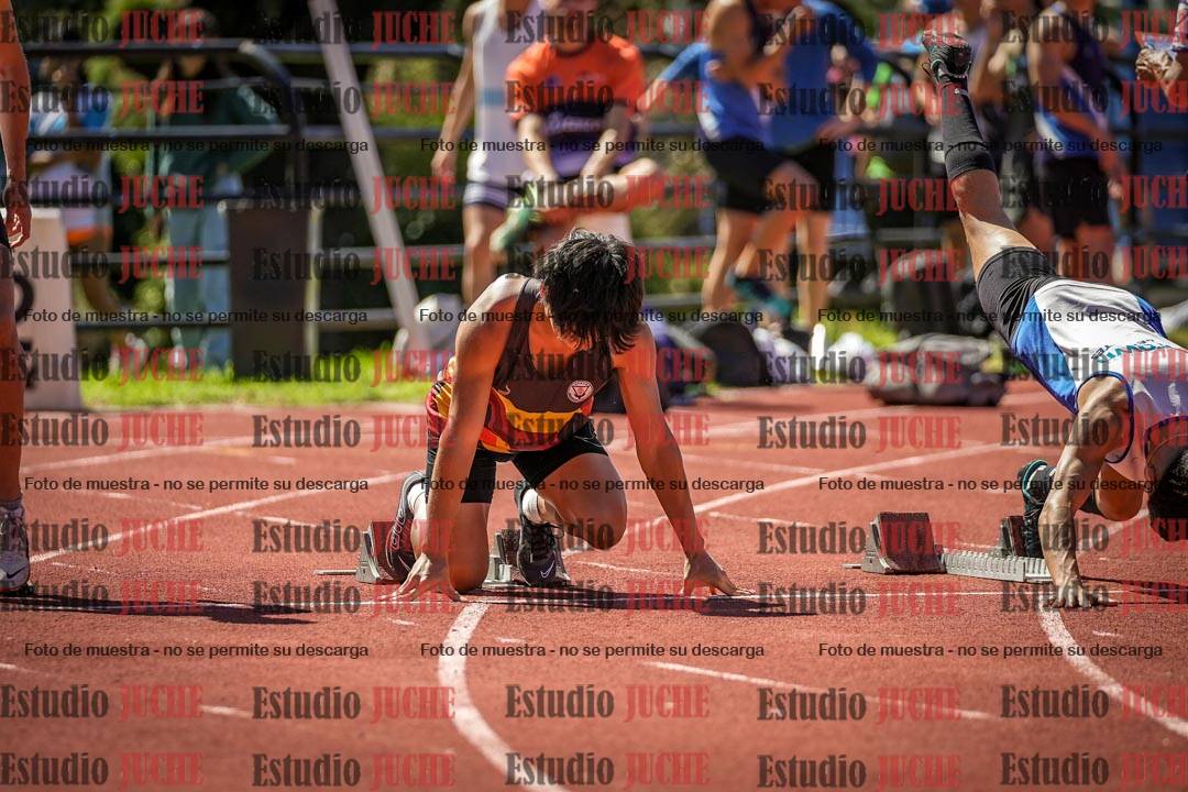 Fotos de los 100 m llanos de varones