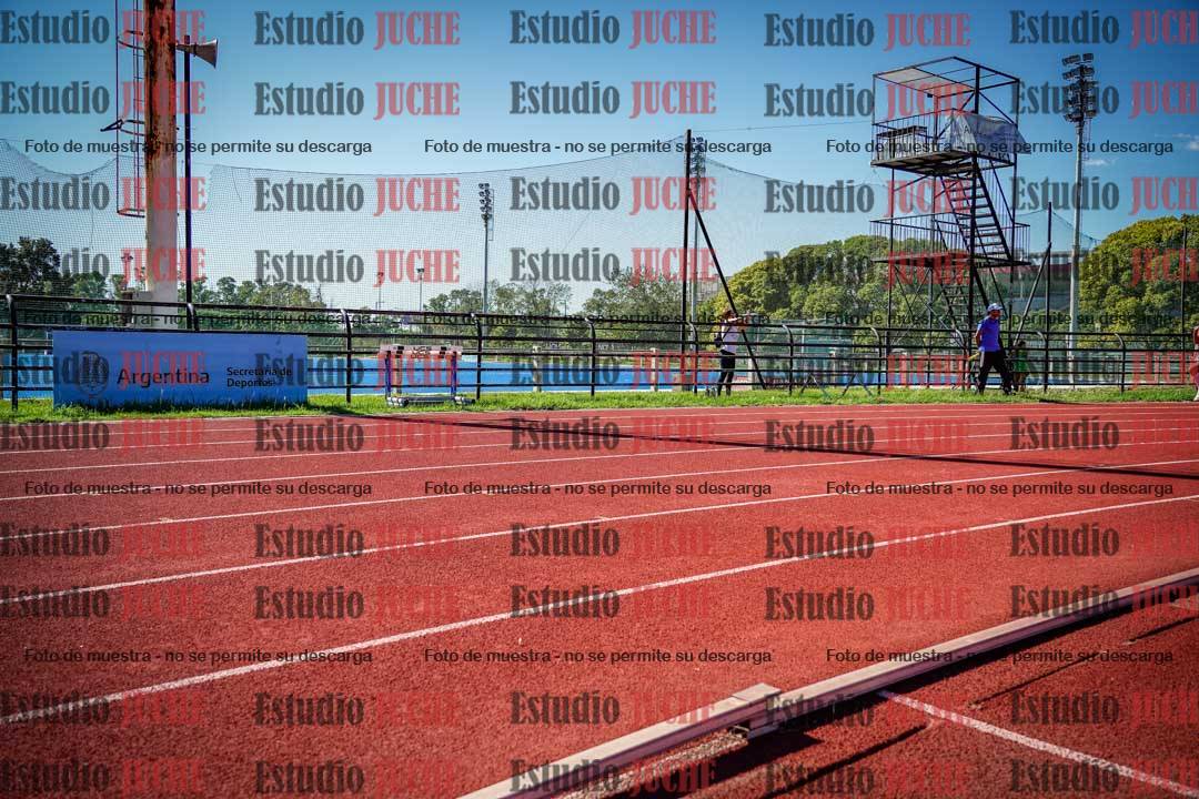 Fotos de los 200 m llanos de varones