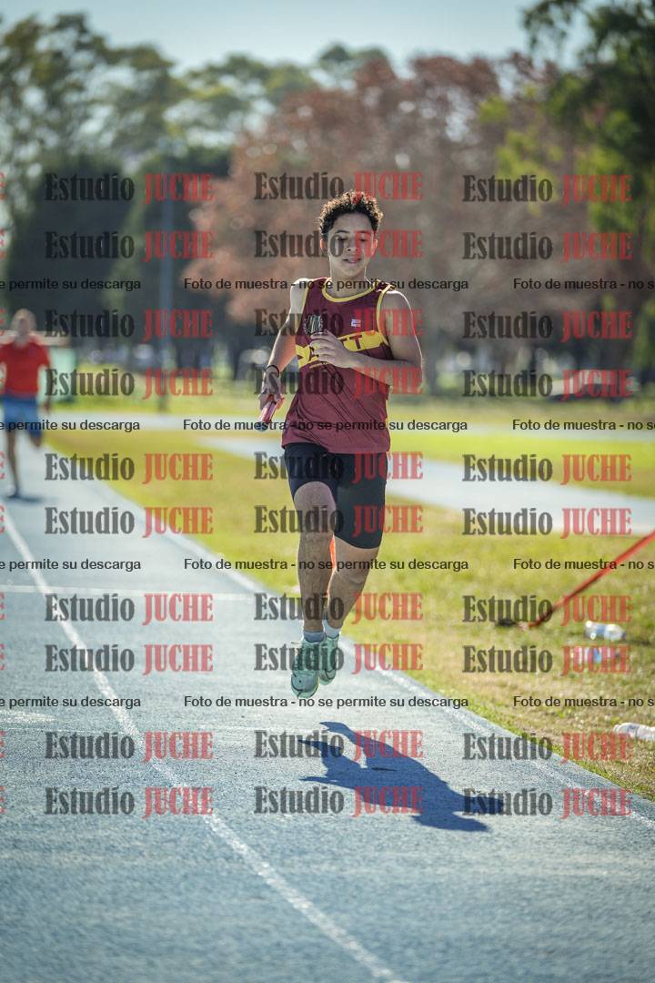 Fotos de las postas 4x200 m llanos de mujeres