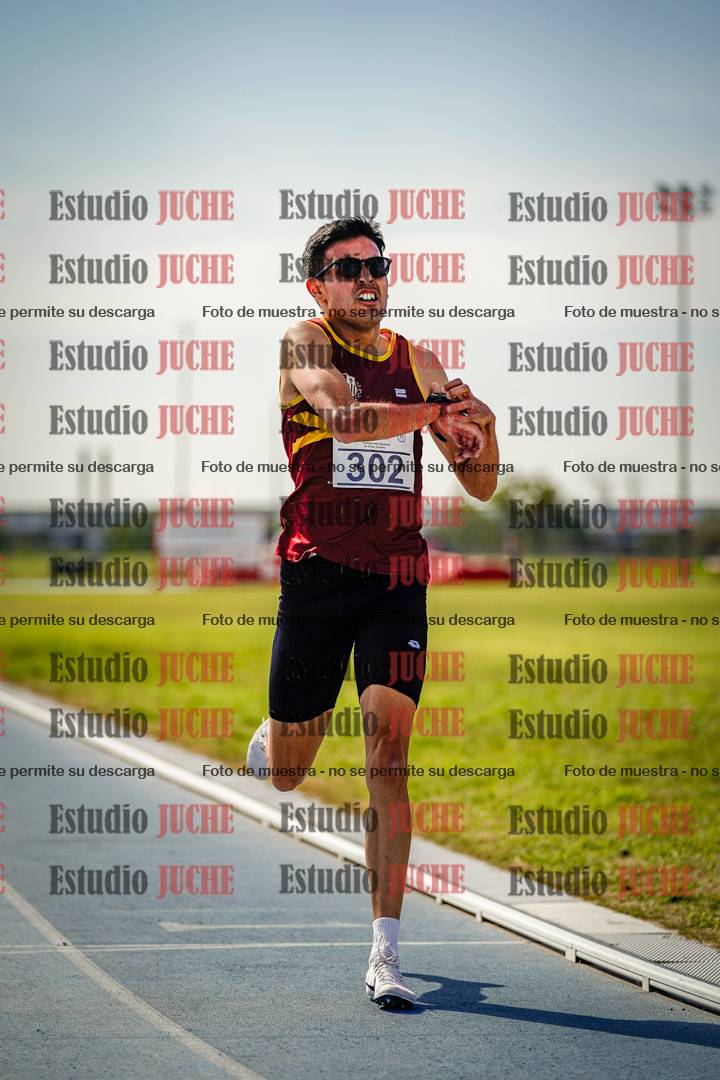 Fotos de los 3000 m llanos de varones