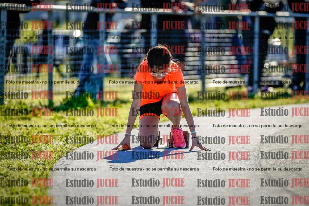 Fotos de las postas 5x80 m de mujeres