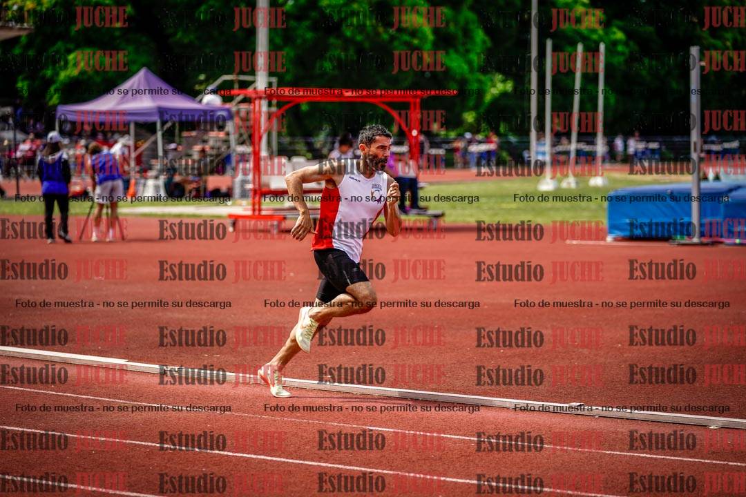 Fotos de los 400 m llanos de varones