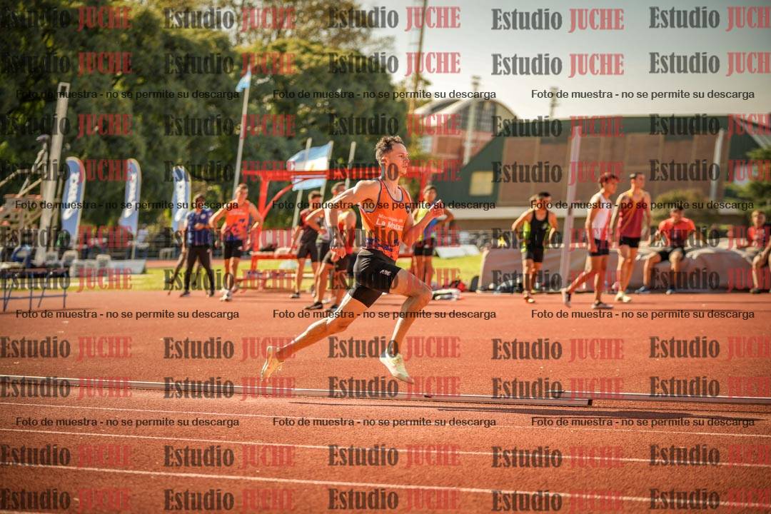 Fotos de los 400 m llanos de varones