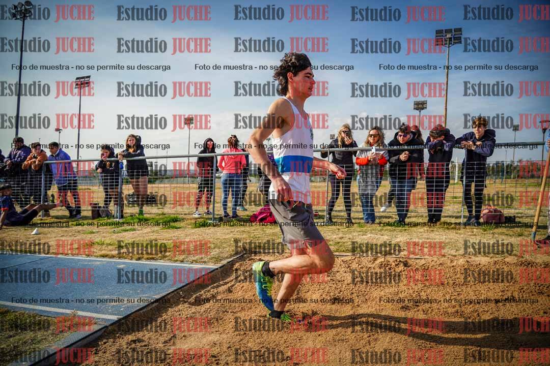 Fotos del salto triple de varones
