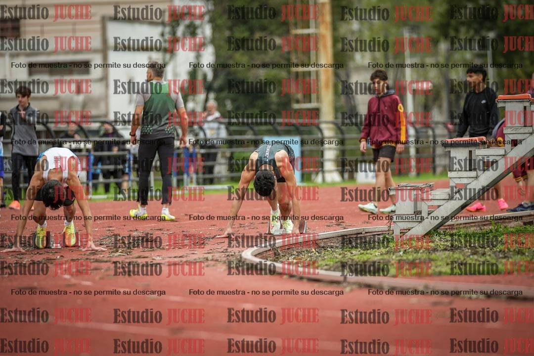 Fotos de los 200 m llanos de varones