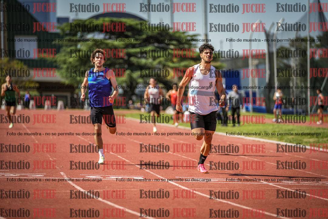Fotos de los 400 m llanos de varones