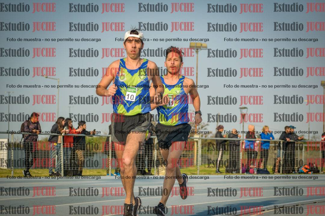 Fotos de los 3000 m llanos de varones