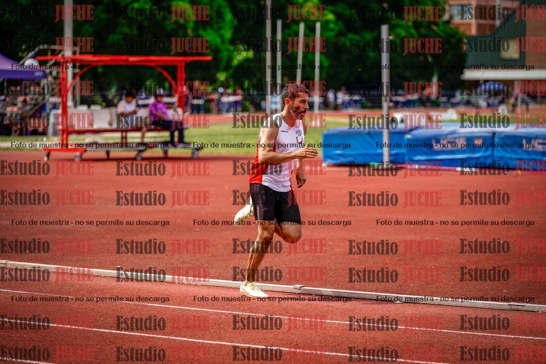 Fotos de los 400 m llanos de varones