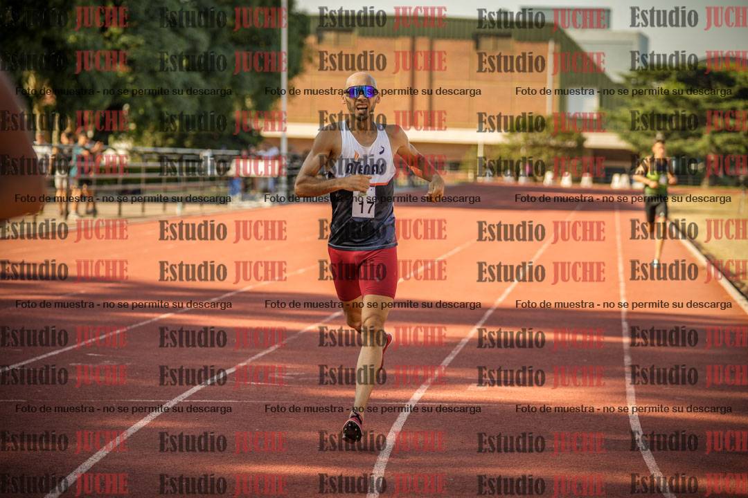 Fotos de los 800 m llanos de varones