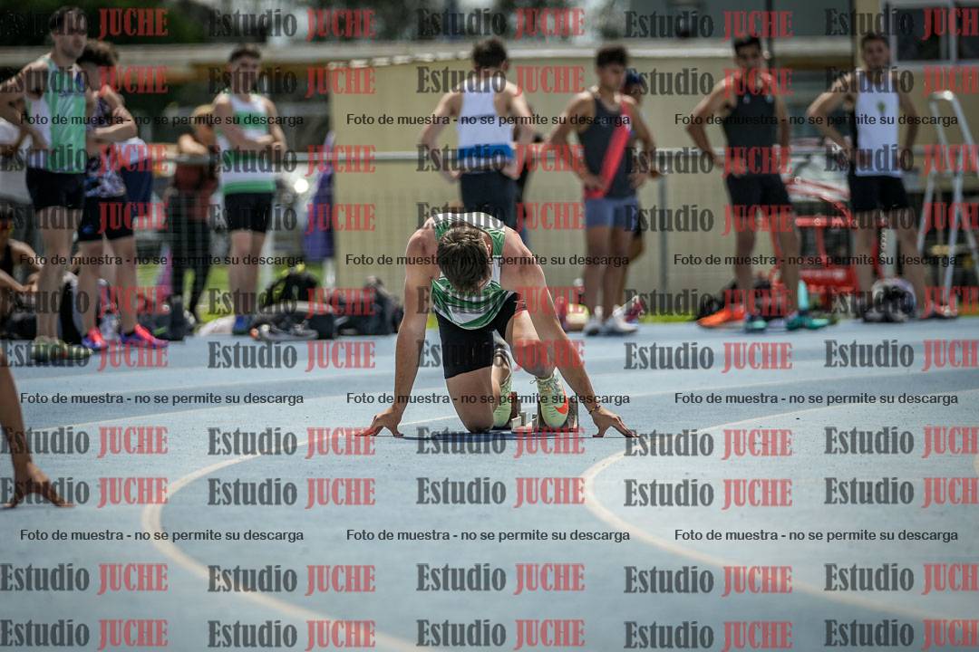 Fotos de los 400 m llanos de varones