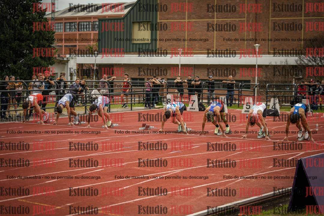 Fotos de los 100 m llanos de varones - FINAL