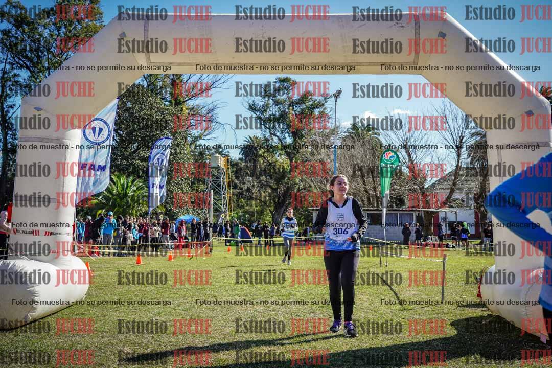 Fotos de la llegada del cross de 1500 m