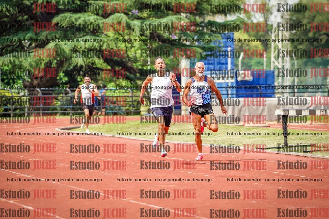 Fotos de los 400 m llanos de varones