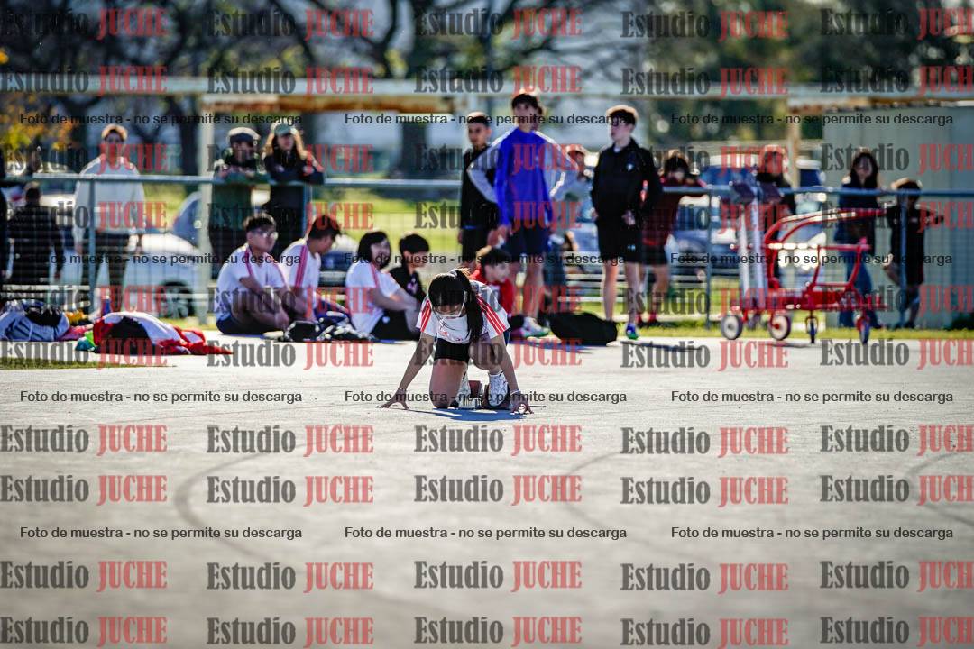 Fotos de las postas 5x80 m de mujeres