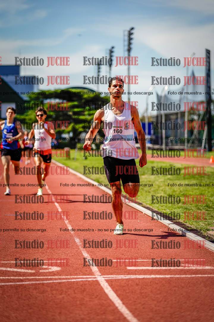 Fotos de los 800 m llanos de varones