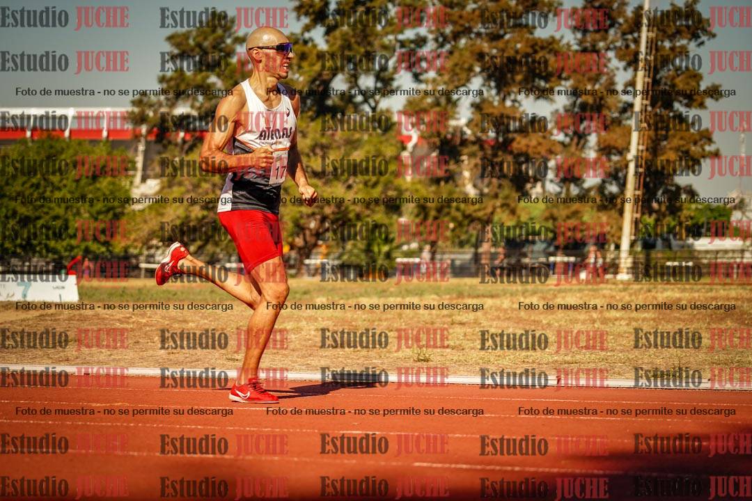 Fotos de los 800 m llanos de varones