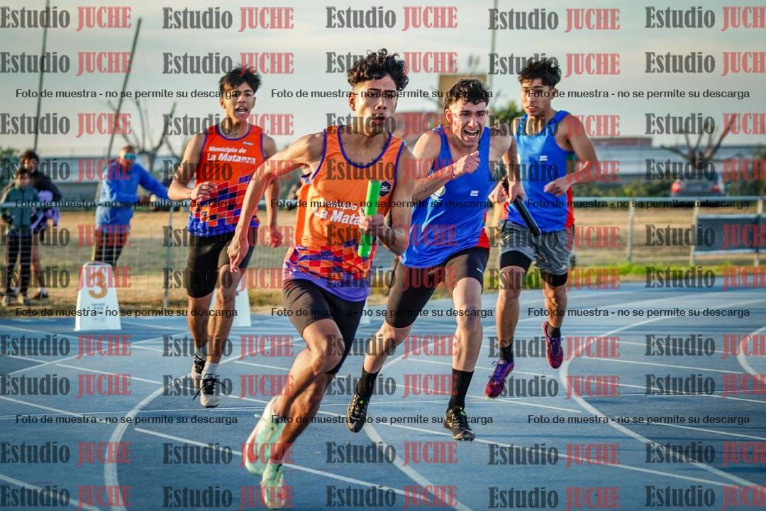 Fotos de las Postas 4x100 m de varones