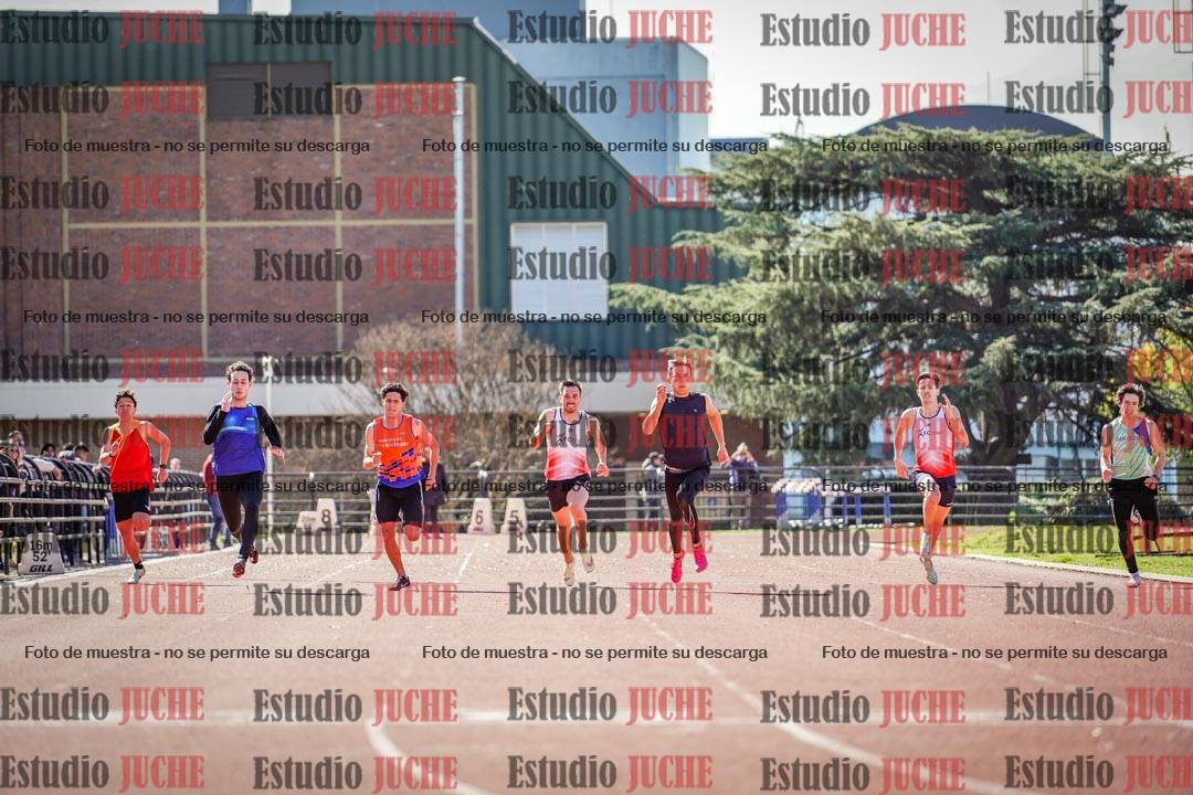 Fotos de los 200 m llanos de varones