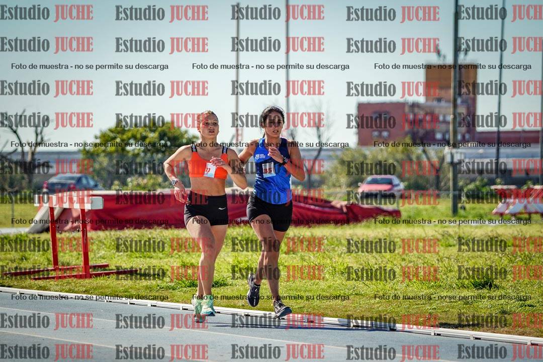 Fotos de los 5000 m llanos de mujeres y varones