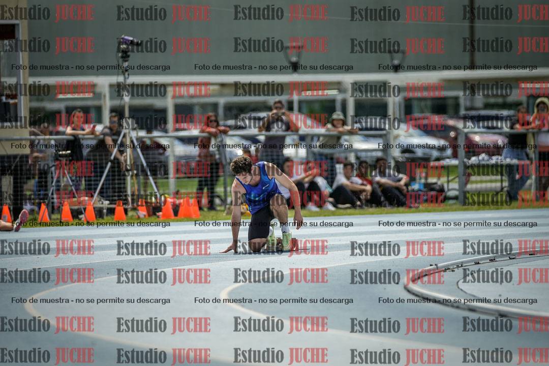 Fotos de los 400 m llanos de varones