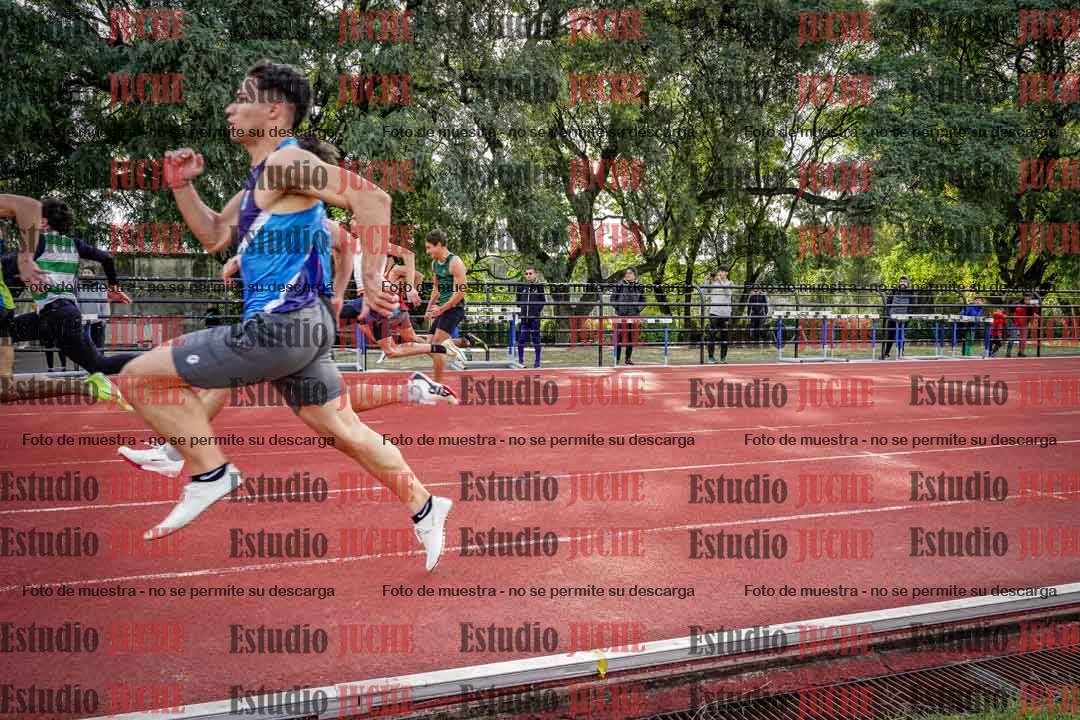 Fotos de los 100 m llanos de varones - FINAL