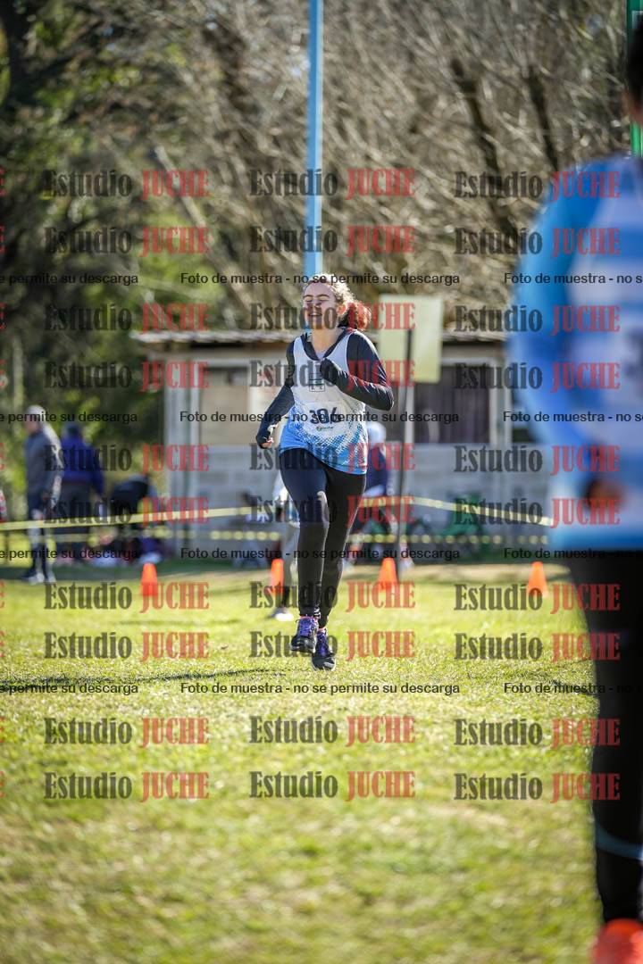 Fotos de la llegada del cross de 1500 m