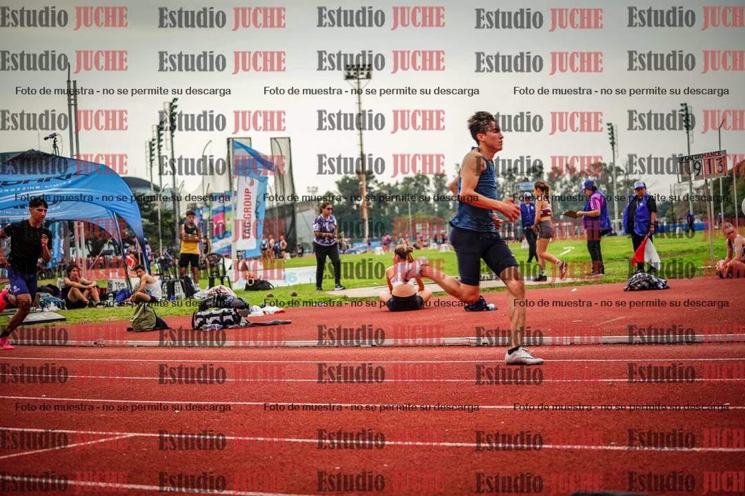 Fotos de los 400 m llanos de varones - FINAL