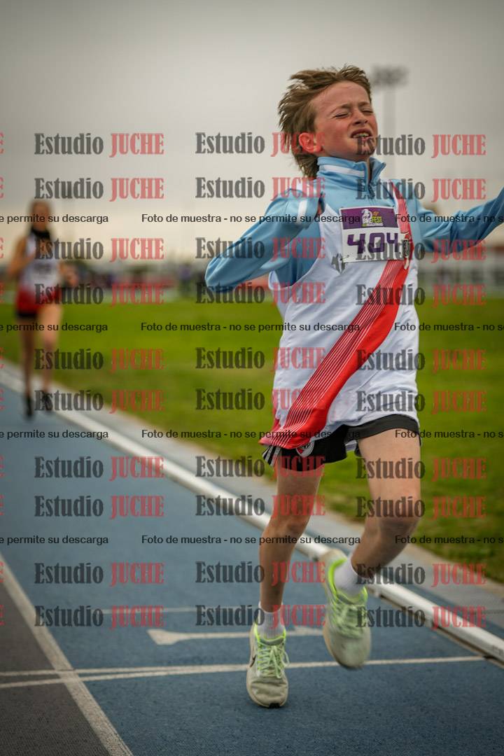 Fotos de los 2000 m llanos de mujeres U14 y U17 - varones U14